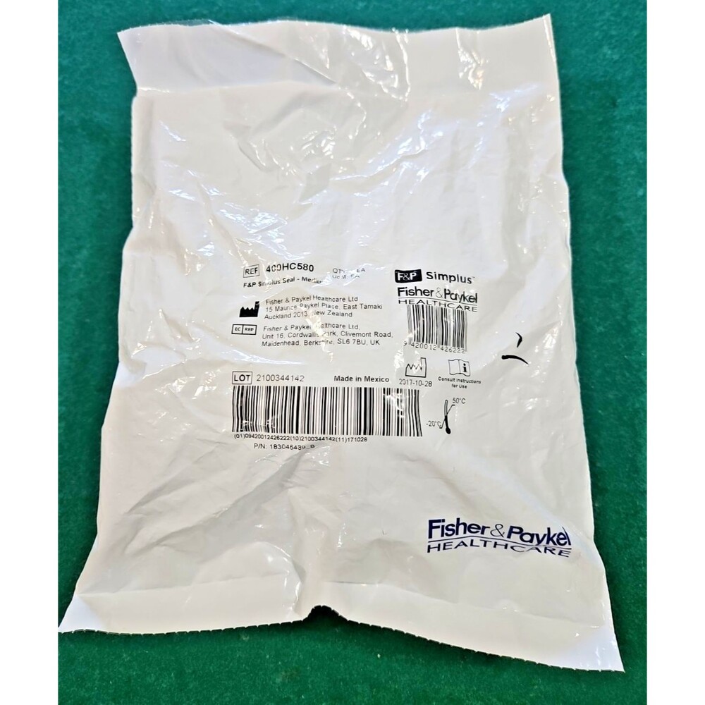 New size medium Genuine Fisher & Paykel Simplus full face replacement cushion.